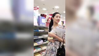 ２人のお姉さんの逆さパンチラ動画 静止画 ２０３ voyeur jp 04