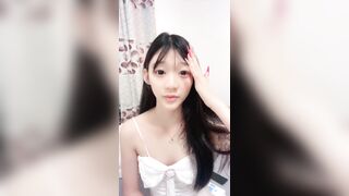 非常におすすめです。[Xiangxiang Sister]は、本当にゴージャスなロリータで、彼女の親友のヌードダンスと自慰行為は素晴らしいです！ china 1 (2)