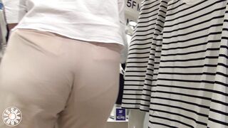 fhd高画質 迫力の食い込み尻 シームレスショーツママ voyeur jp