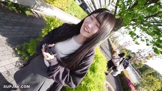 FC2PPV 4910529 70％OFF【初撮り】ガードが硬い受付嬢は、乳首びんびんの隠れ巨乳のＦカップスレンダーでしたとさ。初撮りで初の激しめプレイで性の境地へ。最後はゴム無し中出 jav
