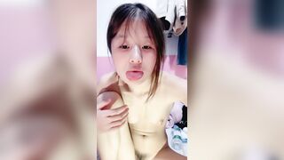 18歳の女子高生！【有料自慰行為の映像集】 china 2