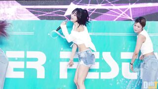 춤추며 자신의 몸에 물뿌리는 시그니처 지원 풀버전 korean porn vip