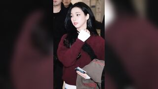 KARINA SHOWS TITS 123890 1 KPOP ALLPOP